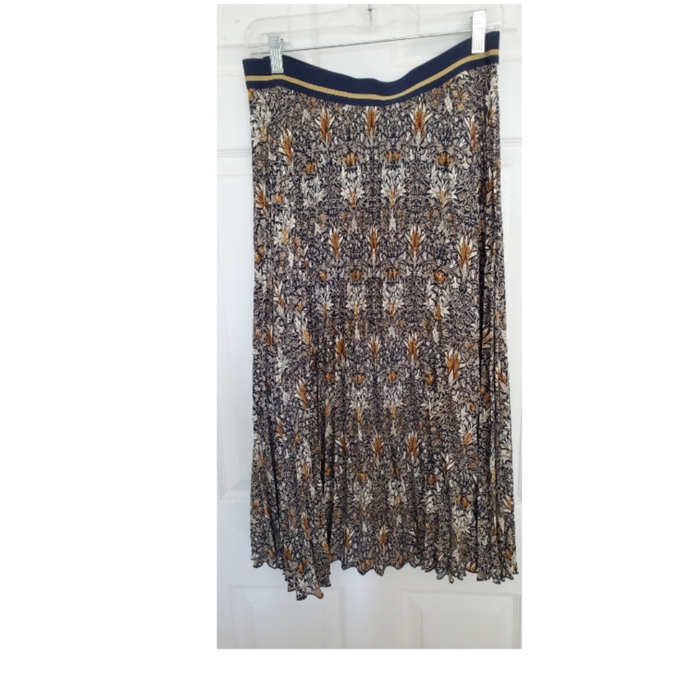 H&M x Morris & Co. skirt